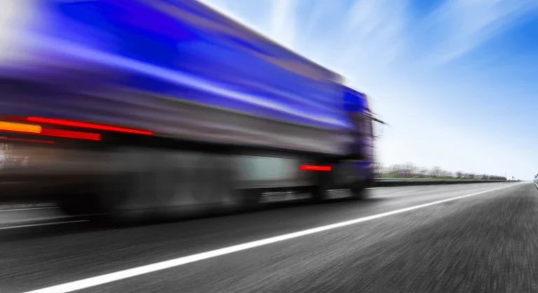 Vor- und Nachteile des Straßentransports